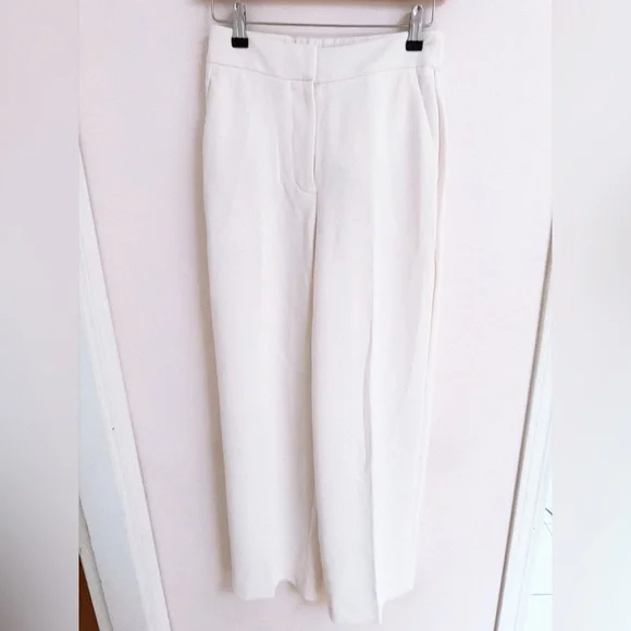 Aritzia The Limitless Pant™ - Crepette™ — SHORT - Picture 3 of 7